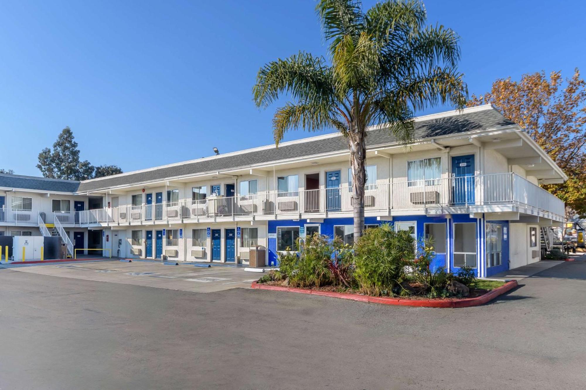 Motel 6 Hayward, Ca- Silicon Valley Gateway Exteriér fotografie