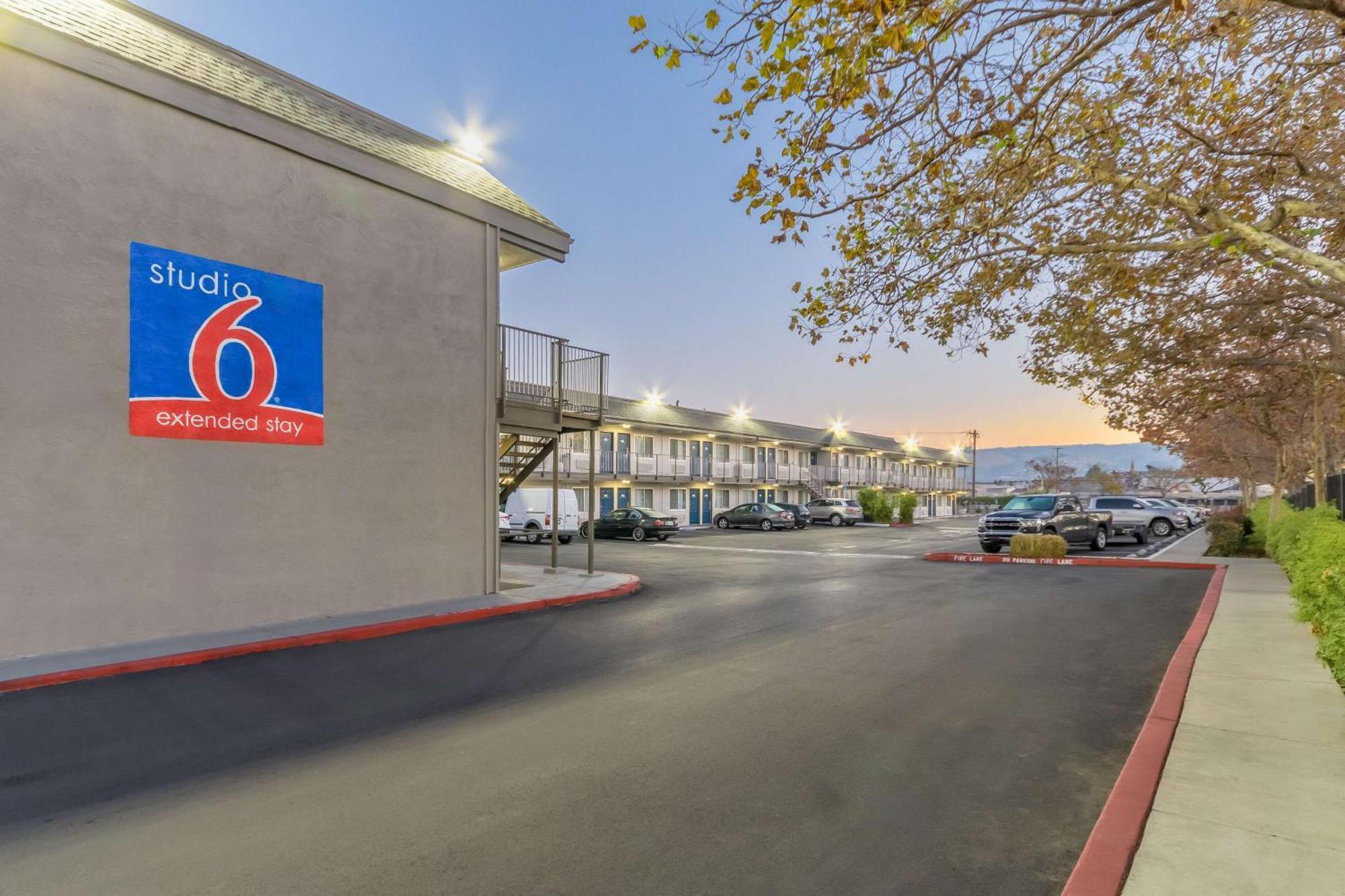Motel 6 Hayward, Ca- Silicon Valley Gateway Exteriér fotografie